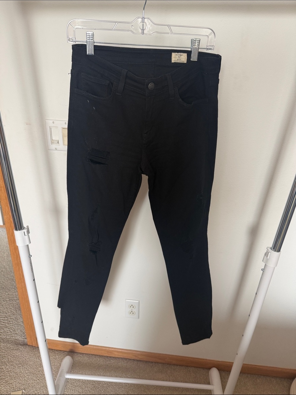 Women's Black Skinny Ripped Jeans - High-Rise Fit